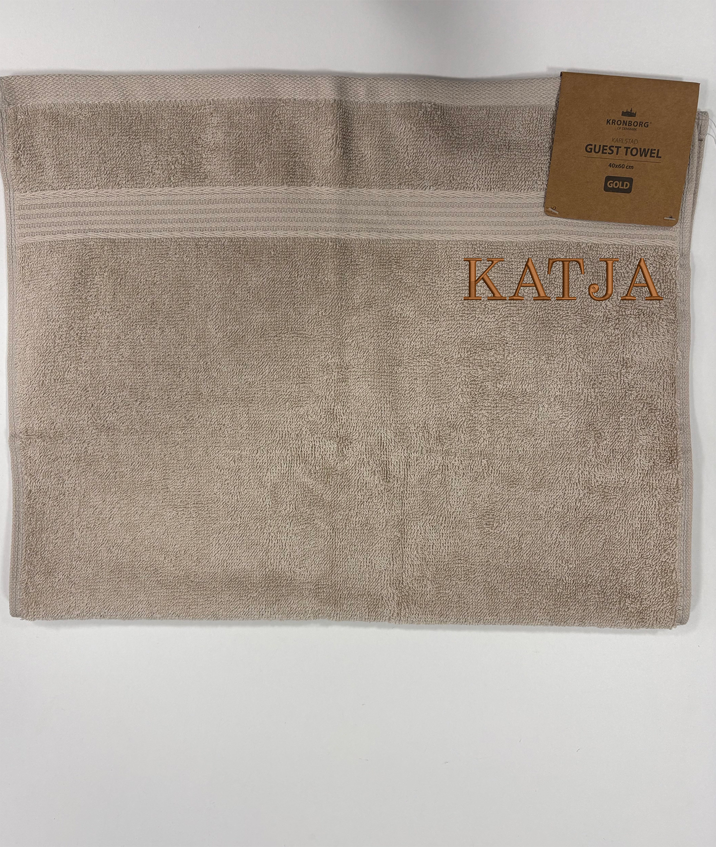 Brisača z vezenim imenom/napisom